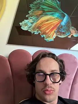 Snapshot of hardmecl chatting on March 22, 2:09 pm hardmecl online show from March 22, 2:09 pm