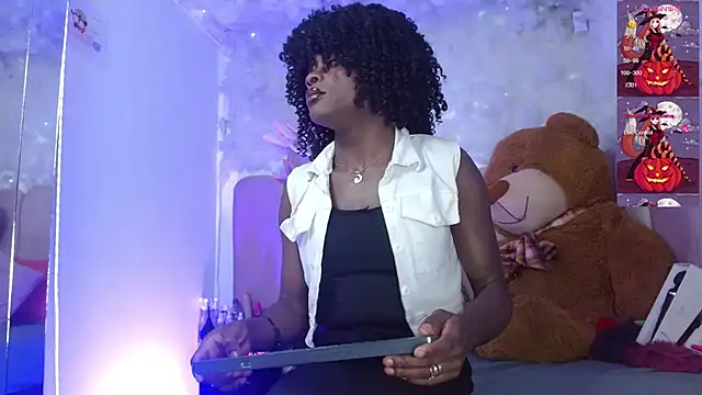 puca ebony online show from October 24, 5:09 pm