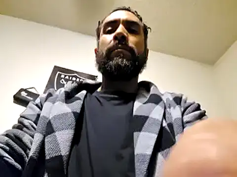 Snapshot of Forbidden_daddy chatting on December 10, 5:39 am Forbidden daddy online show from December 10, 5:39 am