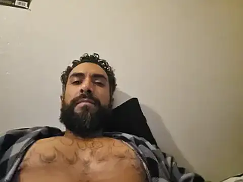 Snapshot of Forbidden_daddy chatting on December 12, 1:17 pm Forbidden daddy online show from December 12, 1:17 pm