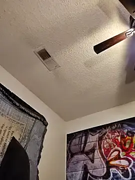 Snapshot of Forbidden_daddy chatting on December 14, 6:24 am Forbidden daddy online show from December 14, 6:24 am