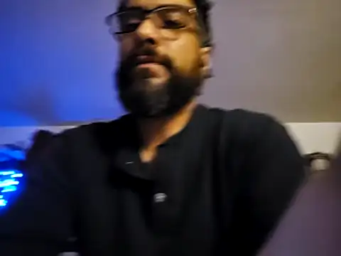 Snapshot of Forbidden_daddy chatting on January 16, 7:17 am Forbidden daddy online show from January 16, 7:17 am