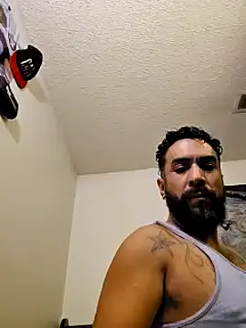 Snapshot of Forbidden_daddy chatting on January 18, 2:12 pm Forbidden daddy online show from January 18, 2:12 pm