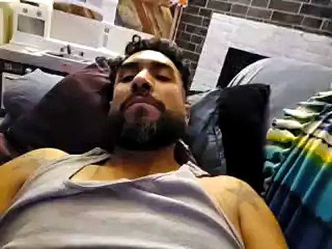 Snapshot of Forbidden_daddy chatting on February 12, 10:56 am Forbidden daddy online show from February 12, 10:56 am