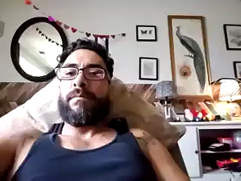 Snapshot of Forbidden_daddy chatting on February 21, 7:32 pm Forbidden daddy online show from February 21, 7:32 pm