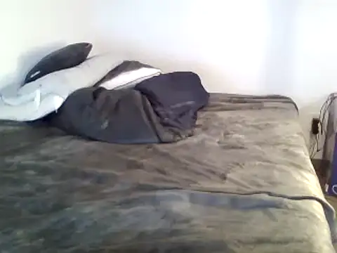 Snapshot of Iliketocooksquirt25 chatting on February 12, 5:58 am Iliketocooksquirt25 online show from February 12, 5:58 am