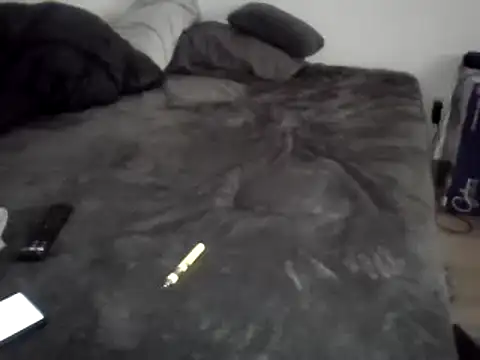 Snapshot of Iliketocooksquirt25 chatting on February 19, 1:28 pm Iliketocooksquirt25 online show from February 19, 1:28 pm