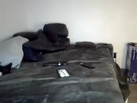 Snapshot of Iliketocooksquirt25 chatting on February 24, 7:44 am Iliketocooksquirt25 online show from February 24, 7:44 am