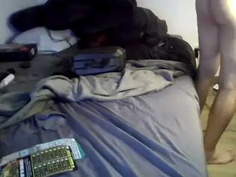 Snapshot of Iliketocooksquirt25 chatting on February 26, 10:47 am Iliketocooksquirt25 online show from February 26, 10:47 am