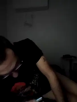 Snapshot of Iliketocooksquirt25 chatting on March 11, 7:15 am Iliketocooksquirt25 online show from March 11, 7:15 am