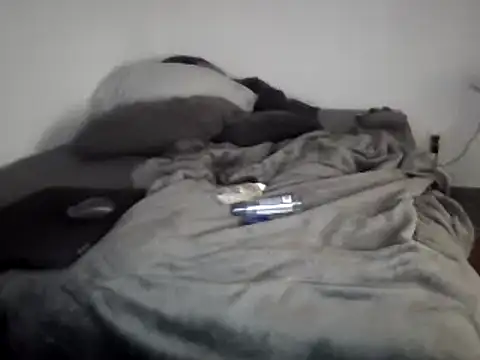 Snapshot of Iliketocooksquirt25 chatting on March 15, 10:24 am Iliketocooksquirt25 online show from March 15, 10:24 am