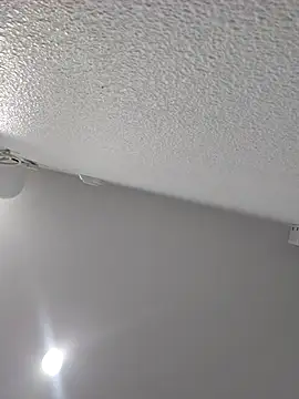 Snapshot of Iliketocooksquirt25 chatting on September 15, 3:17 am Iliketocooksquirt25 online show from September 15, 3:17 am