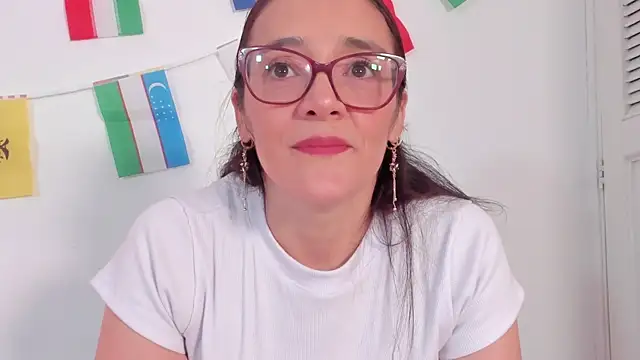 Jessica Herrera  online show from June 30, 10:33 pm