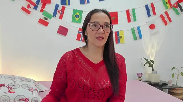 Jessica Herrera  online show from July 2, 9:54 pm