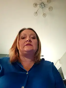 Snapshot of lady_charlyne chatting on December 4, 7:55 pm lady charlyne online show from December 4, 7:55 pm