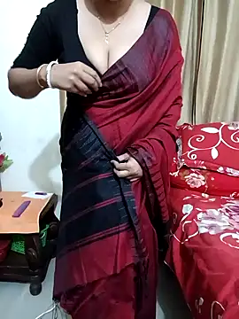 Snapshot of Priya_Boudi chatting on December 22, 5:32 pm Priya Boudi online show from December 22, 5:32 pm