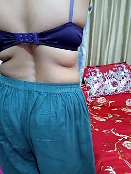 Snapshot of Priya_Boudi chatting on February 21, 8:05 pm Priya Boudi online show from February 21, 8:05 pm