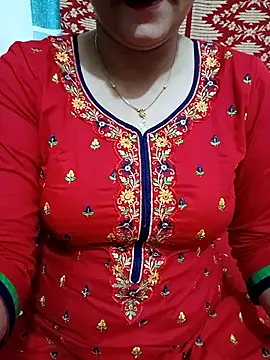 Snapshot of Priya_Boudi chatting on March 4, 5:03 pm Priya Boudi online show from March 4, 5:03 pm