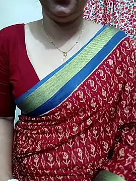 Snapshot of Priya_Boudi chatting on November 6, 7:04 pm Priya Boudi online show from November 6, 7:04 pm