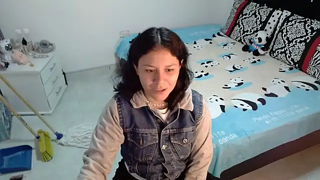 soniafuckboobs online show from February 25, 12:15 pm