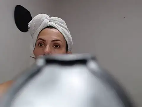 Chantal hott online show from January 20, 9:11 pm