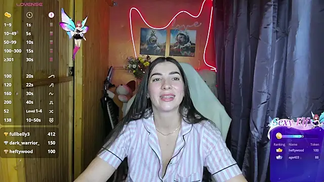 Snapshot of Fiery_Brunette_ chatting on January 3, 5:10 pm Fiery Brunette  online show from January 3, 5:10 pm