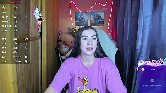 Snapshot of Fiery_Brunette_ chatting on January 26, 5:56 am Fiery Brunette  online show from January 26, 5:56 am