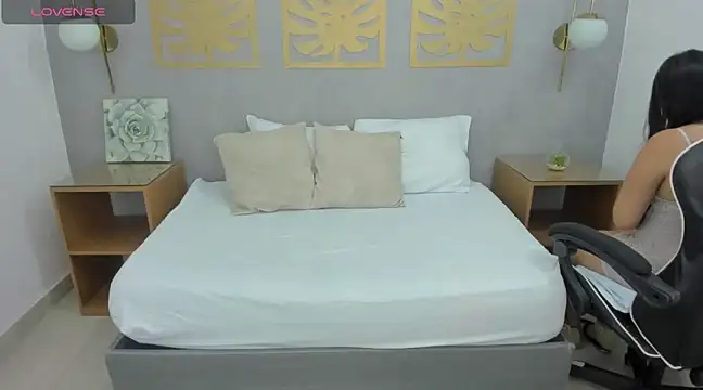 ayla13  online show from March 11, 7:36 pm