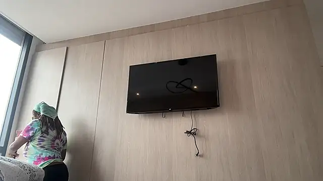 ChocolateCakeQueen online show from February 8, 6:55 pm