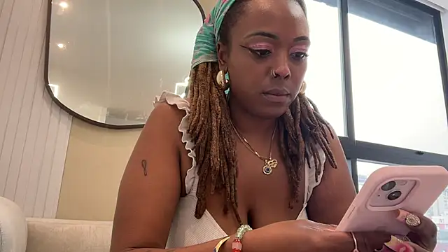 ChocolateCakeQueen online show from February 18, 9:20 pm