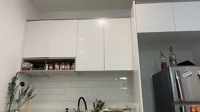 ChocolateCakeQueen online show from March 2, 12:20 am