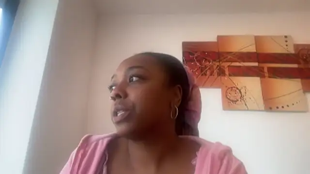 ChocolateCakeQueen online show from December 16, 12:32 pm