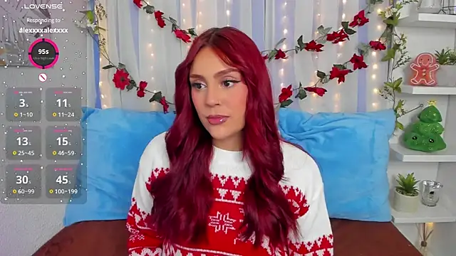 Snapshot of HazzelGray chatting on December 24, 5:02 pm HazzelGray online show from December 24, 5:02 pm