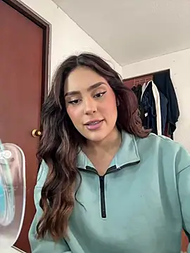 Snapshot of HazzelGray chatting on February 12, 6:09 pm HazzelGray online show from February 12, 6:09 pm