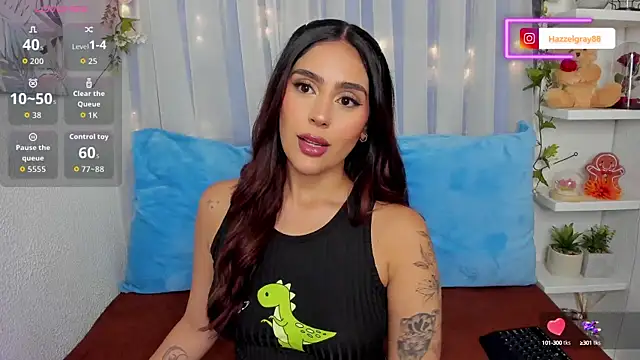 Snapshot of HazzelGray chatting on October 15, 3:45 pm HazzelGray online show from October 15, 3:45 pm