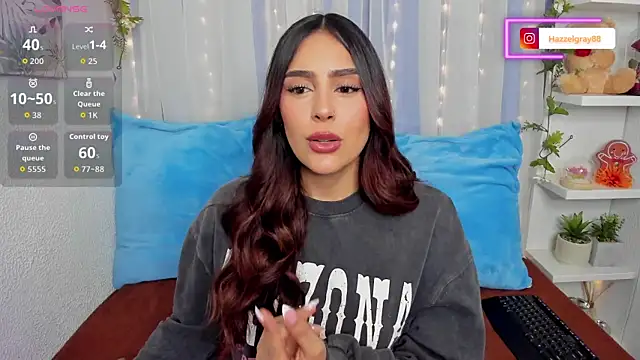 Snapshot of HazzelGray chatting on October 24, 3:41 pm HazzelGray online show from October 24, 3:41 pm