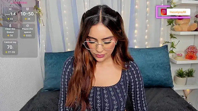 Snapshot of HazzelGray chatting on January 5, 5:27 pm HazzelGray online show from January 5, 5:27 pm