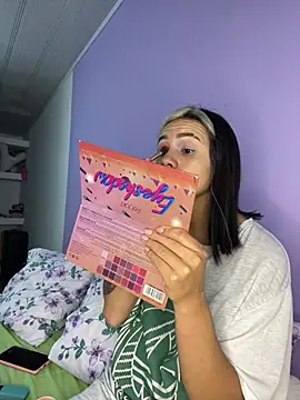 hannahb-e online show from March 1, 8:53 pm