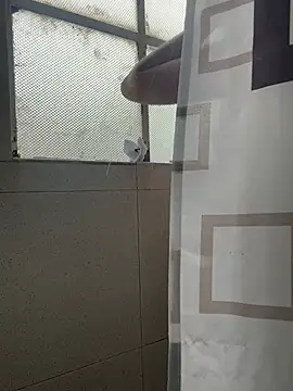 hannahb-e online show from February 28, 9:16 pm