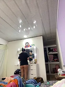 hannahb-e online show from March 2, 12:01 pm