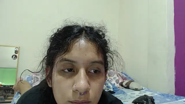 AlinaWoolf  online show from May 9, 5:51 pm