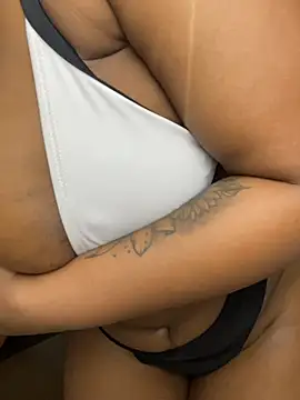 Snapshot of Jazmine-Blue chatting on June 28, 10:54 am Jazmine-Blue online show from June 28, 10:54 am