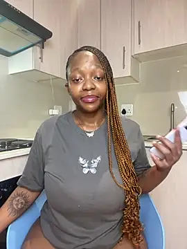 Snapshot of Jazmine-Blue chatting on August 2, 3:16 am Jazmine-Blue online show from August 2, 3:16 am