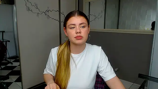 Snapshot of IsabellaBler chatting on March 13, 1:07 pm IsabellaBler online show from March 13, 1:07 pm