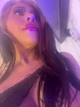 Snapshot of canela_10 chatting on November 21, 3:16 am canela 10 online show from November 21, 3:16 am