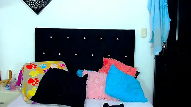 Snapshot of AngeDrty chatting on November 5, 11:16 pm AngeDrty online show from November 5, 11:16 pm