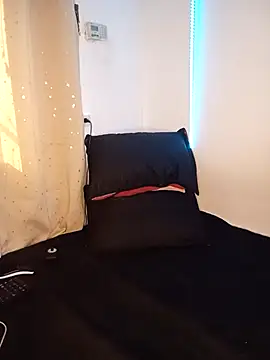 Isabella Du online show from December 22, 2:16 pm