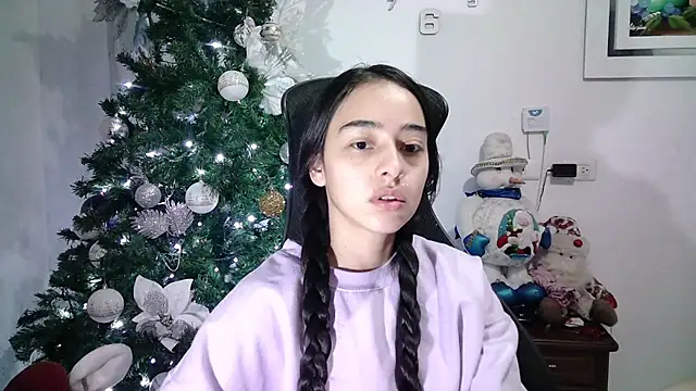 Snapshot of aineangeel chatting on December 4, 12:30 am aineangeel online show from December 4, 12:30 am