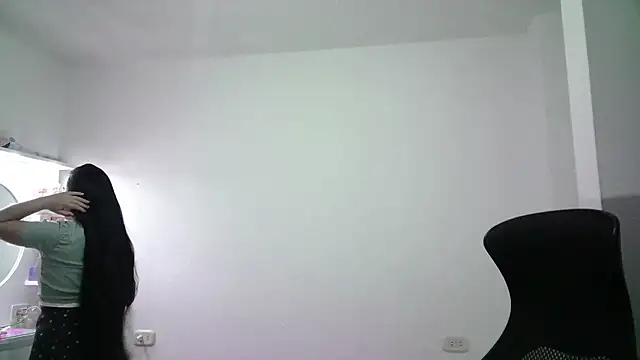 Snapshot of aineangeel chatting on November 11, 2:22 am aineangeel online show from November 11, 2:22 am