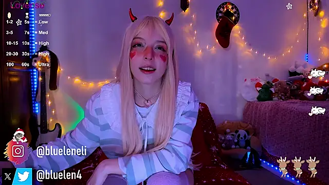 Snapshot of bluelen chatting on December 11, 12:12 pm bluelen online show from December 11, 12:12 pm